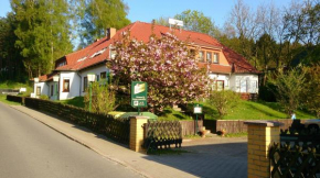  Hotelpension Schwalbennest  Бенц